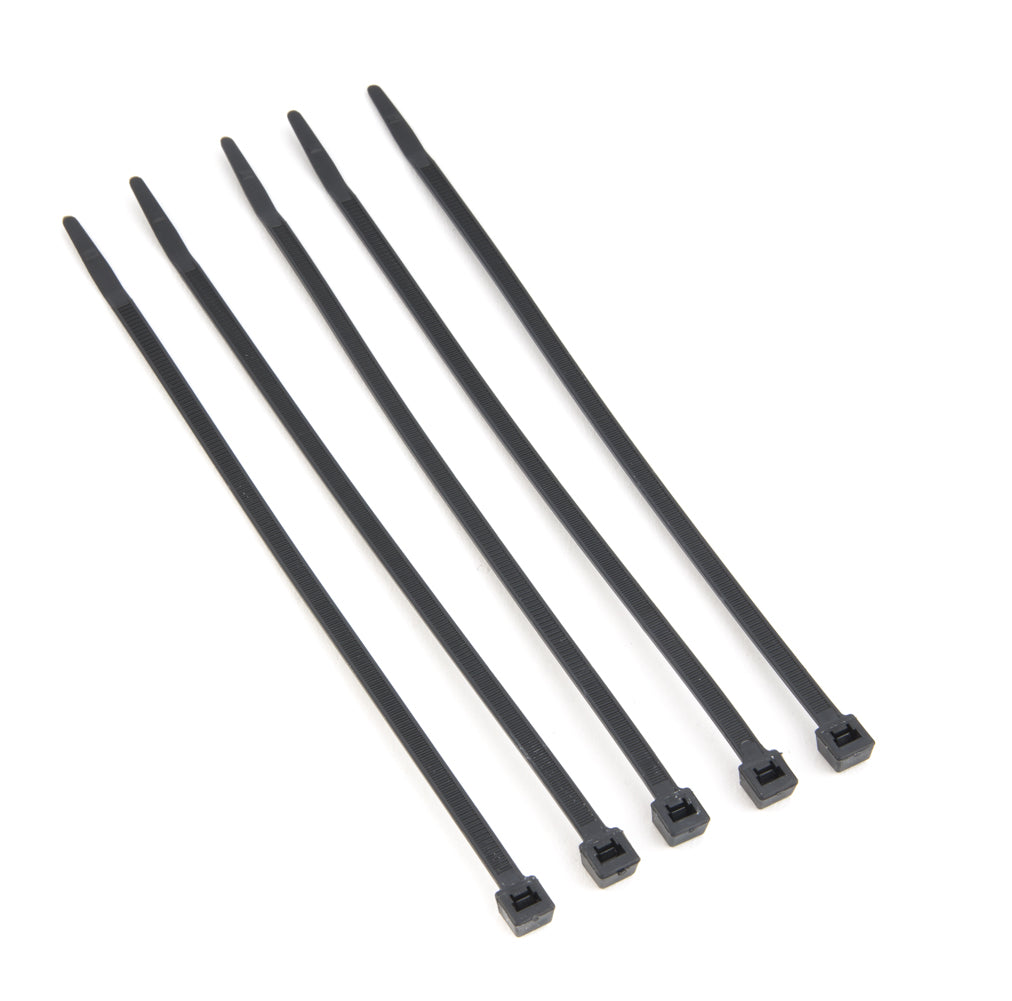 Cable ties for strong hold on smooth bundles SGT100S (111-50000)